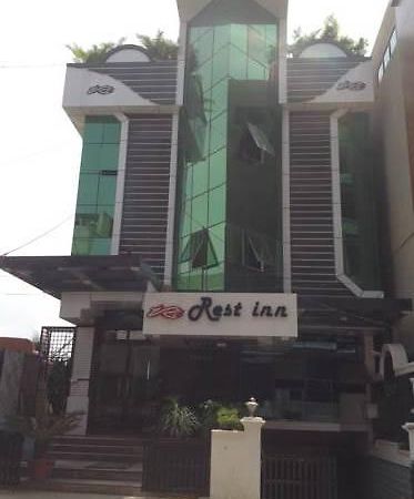Hotel Rest Inn Chikmagalur Exterior photo